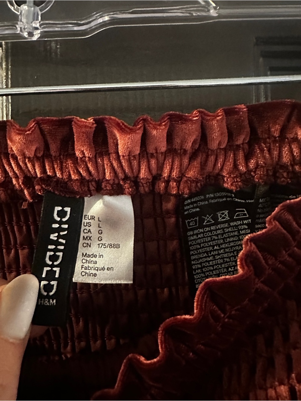 H&M Burgundy Ruffled Mini Skirt - Picture 3 of 5